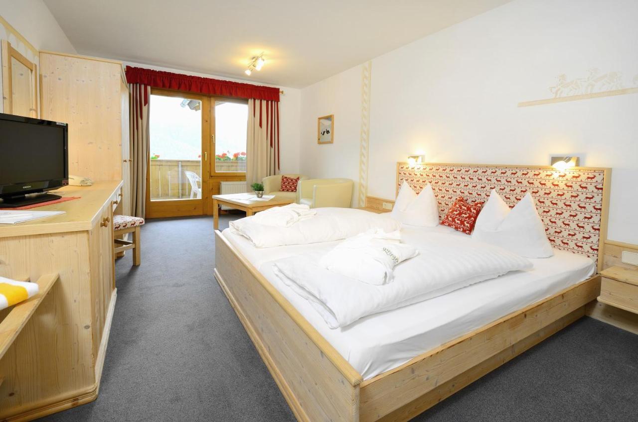 Hotel Pfleger Anras Buitenkant foto